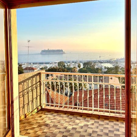 Special Home Vista Mare E Parcheggio Privato San Remo Kültér fotó