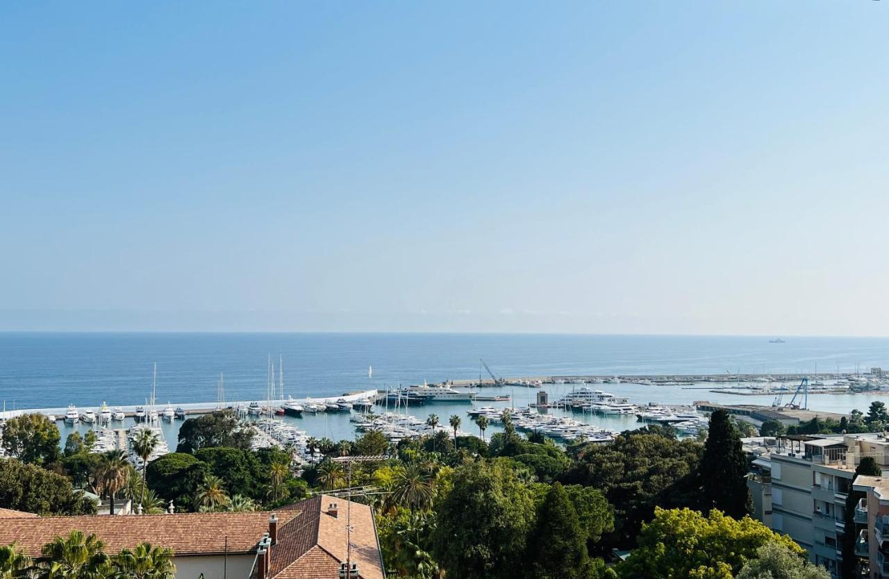 Special Home Vista Mare E Parcheggio Privato San Remo Kültér fotó