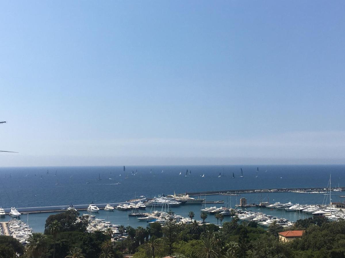 Special Home Vista Mare E Parcheggio Privato San Remo Kültér fotó