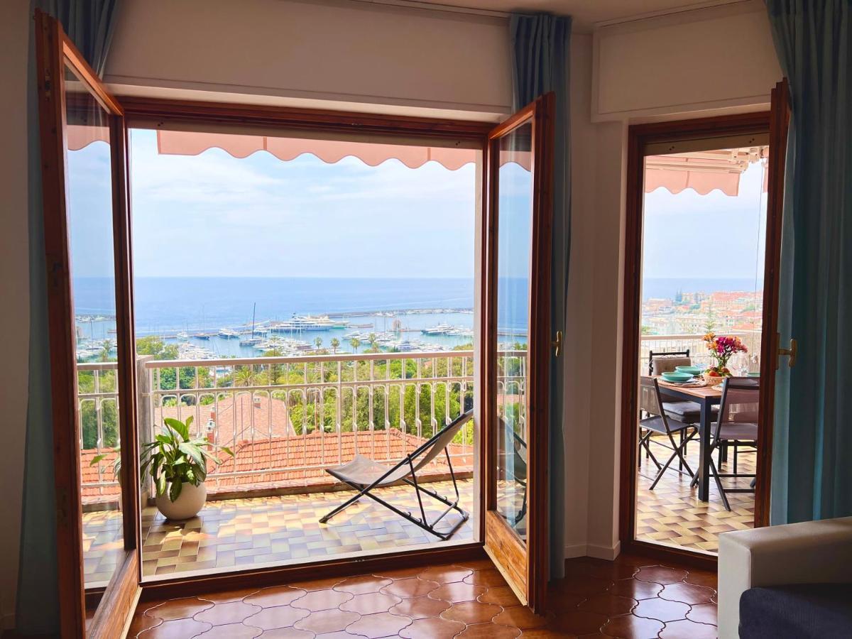 Special Home Vista Mare E Parcheggio Privato San Remo Kültér fotó